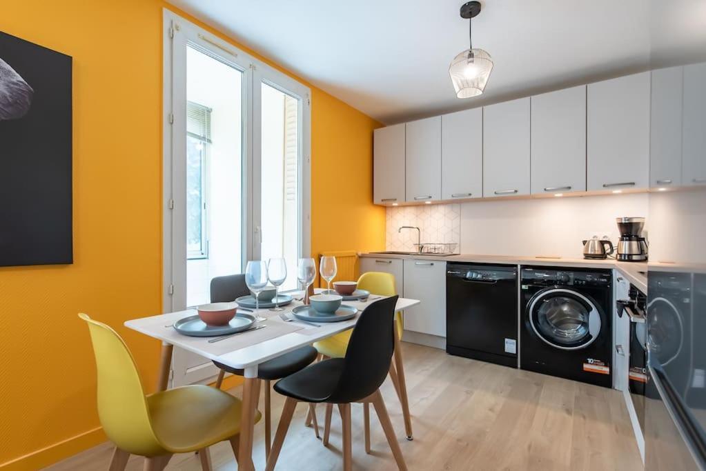 Appartement Renove Pour 6 Avec Parking Villeurbanne Buitenkant foto